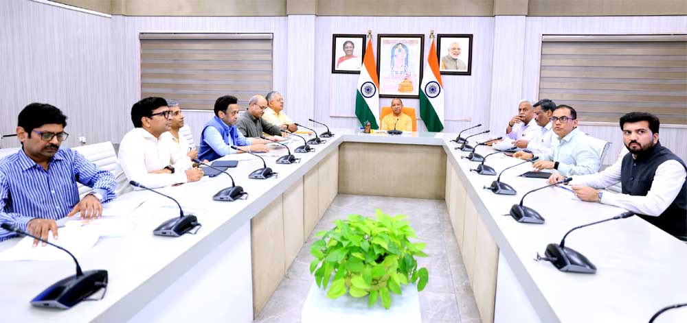 योगी सरकार में खाद्य प्रसंस्करण उद्योग को नई रफ्तार, पूर्वांचल-मध्यांचल बन रहे निवेश के नए पावर सेंटर योगी सरकार में खाद्य प्रसंस्करण उद्योग को नई रफ्तार, पूर्वांचल-मध्यांचल बन रहे निवेश के नए पावर सेंटर