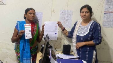 आधार सेवा केंद्र बना ग्रामीणों के लिए भरोसे का आधार