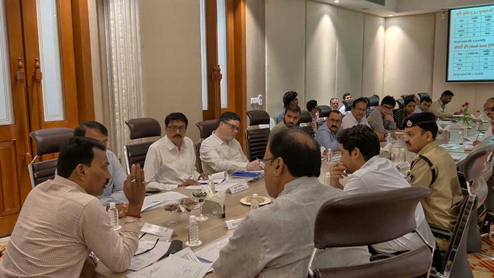 जल संसाधन मंत्री तुलसीराम सिलावट ने केन-बेतवा लिंक परियोजना अंतर्गत समीक्षा बैठक की जल संसाधन मंत्री तुलसीराम सिलावट ने केन-बेतवा लिंक परियोजना अंतर्गत समीक्षा बैठक की