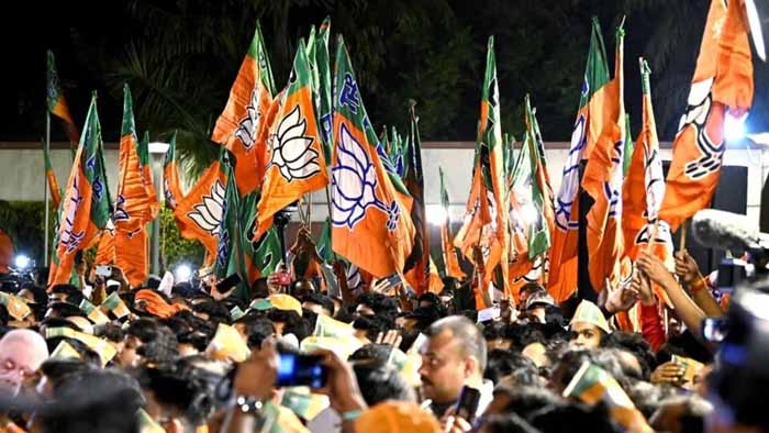 मेघालय की राजनीति में बड़ा उलटफेर! UDP के 9 और TMC के 4 विधायक BJP में जा सकते हैं