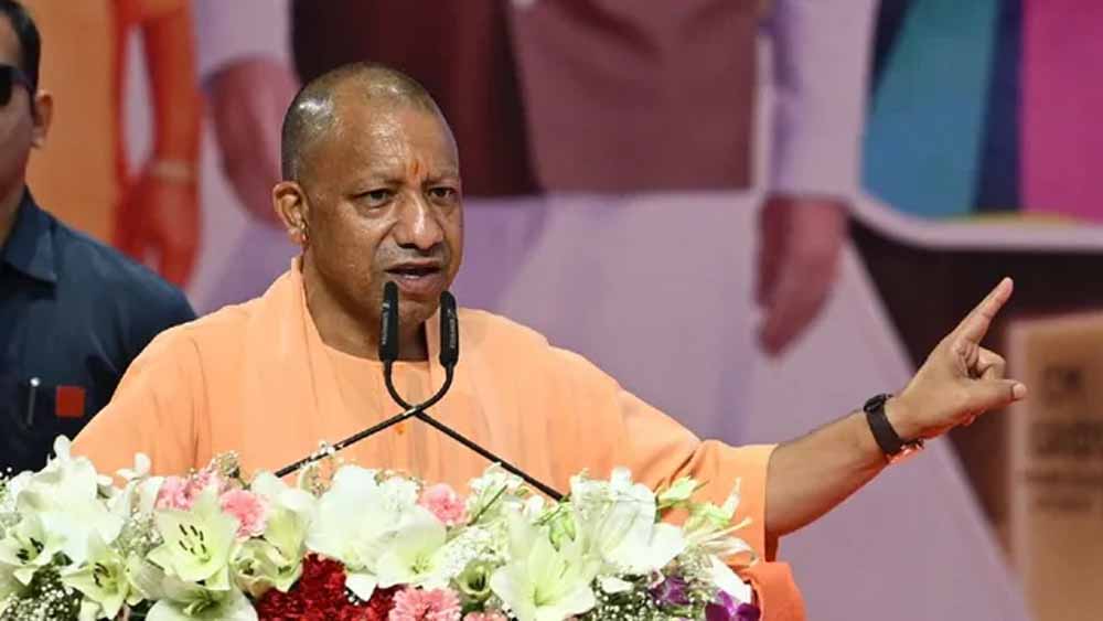 योगी का अखिलेश पर निशाना, बोले- कुछ लोग जीवनभर बच्चे ही बने रहते हैं योगी का अखिलेश पर निशाना, बोले- कुछ लोग जीवनभर बच्चे ही बने रहते हैं