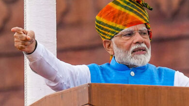 15 अगस्त पर क्यों नहीं गाया जाता था पूरा ‘वंदे मातरम’? अब नए कानून से बदलेगा नियम, जानें विवाद की जड़