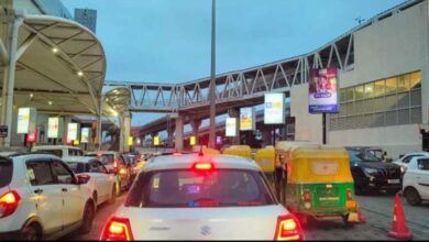 वर्ल्ड क्लास सुविधाओं के बावजूद रानी कमलापति स्टेशन पर ट्रैफिक जाम, प्रीमियम ट्रेनों के समय 30 मिनट तक फंसे वाहन