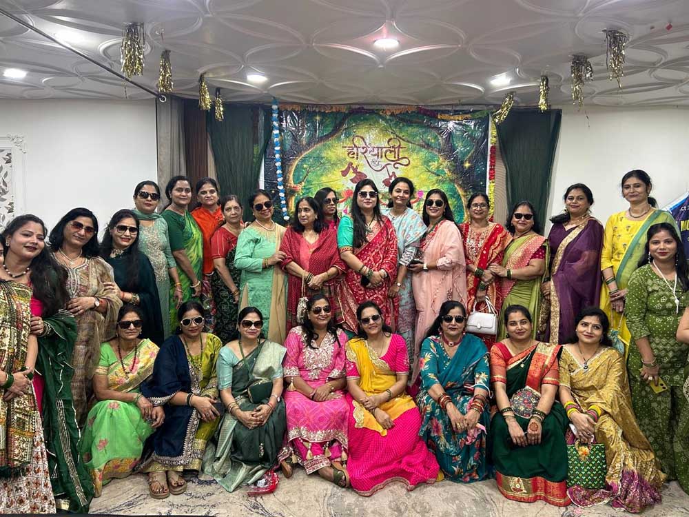 हरियाली तीज एवं सावन महोत्सव का भव्य आयोजन हरियाली तीज एवं सावन महोत्सव का भव्य आयोजन