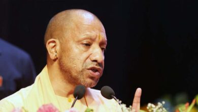 योगी सरकार की पहलः आईएएस-आईपीएस और आईएफएस अधिकारी हर माह विद्यार्थियों से करेंगे संवाद