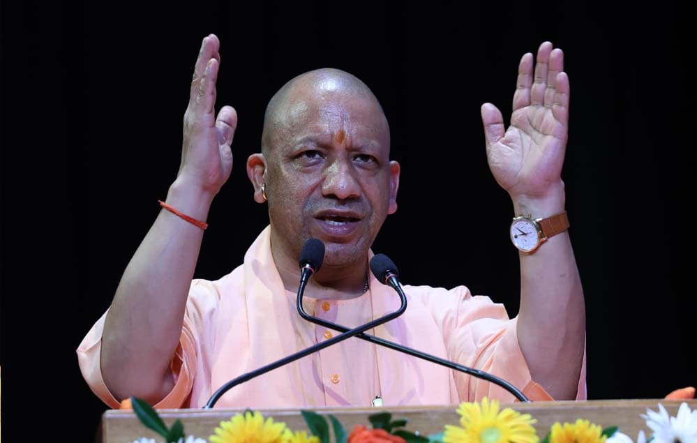 आज कोई धमकी देता है कि दंगा करवा देंगे तो कहता हूं ‘आओ बच्चू, करा कर देख लो समझ मे आ जायेगा : सीएम योगी आज कोई धमकी देता है कि दंगा करवा देंगे तो कहता हूं ‘आओ बच्चू, करा कर देख लो समझ मे आ जायेगा : सीएम योगी