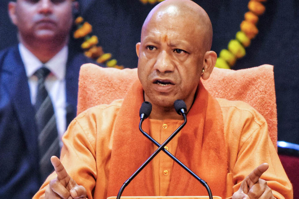 यूपी में महिलाओं के लिए बड़ा चुनावी दांव! पहले ₹20 हजार, फिर ₹30 हजार देने की तैयारी यूपी में महिलाओं के लिए बड़ा चुनावी दांव! पहले ₹20 हजार, फिर ₹30 हजार देने की तैयारी