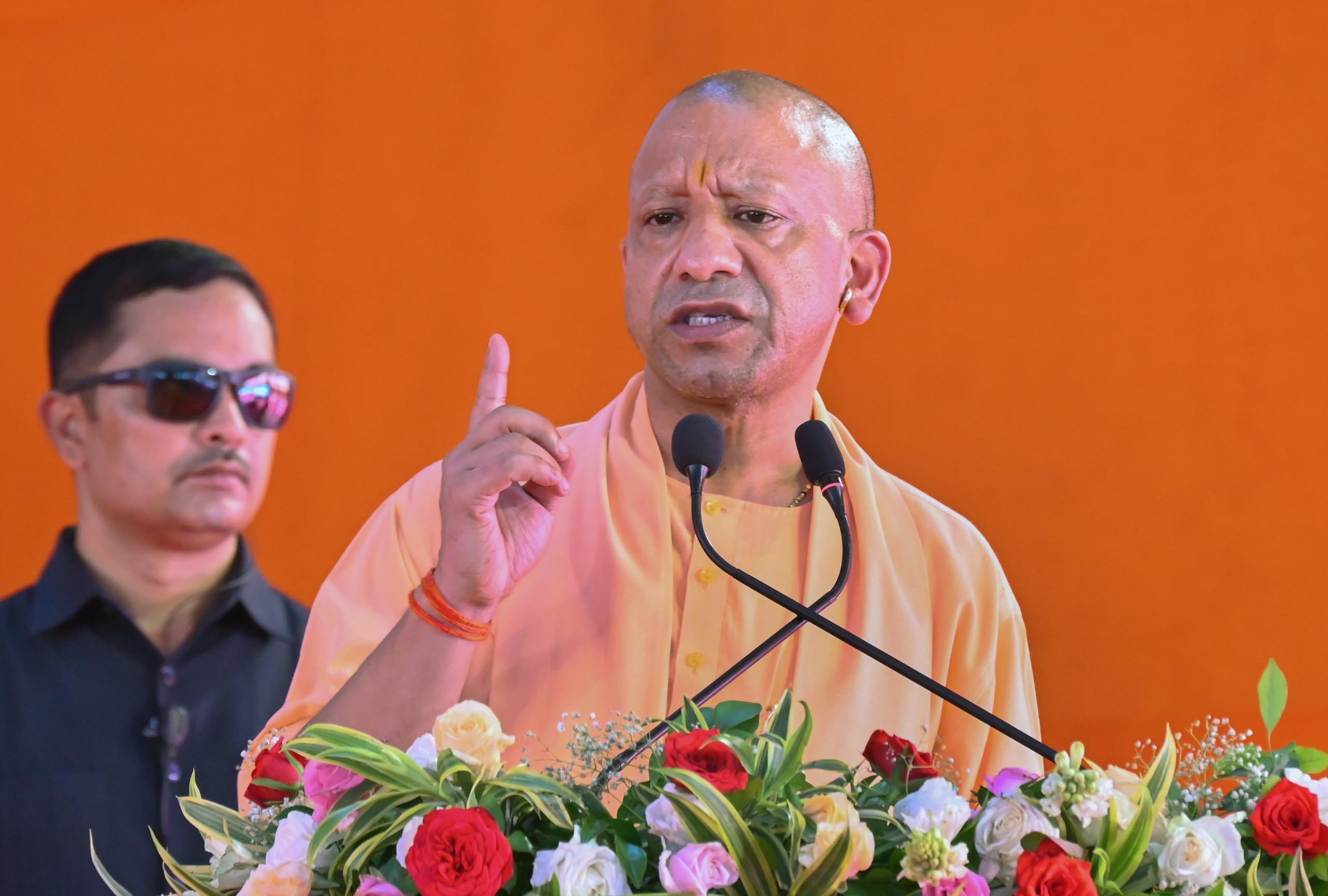 योगी सरकार ट्रामा एंड इमरजेंसी नेटवर्क से हर साल बचाएगी 12 हजार लोगों की जान योगी सरकार ट्रामा एंड इमरजेंसी नेटवर्क से हर साल बचाएगी 12 हजार लोगों की जान