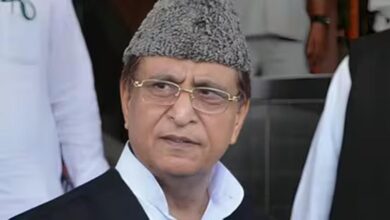 आजम खान को फिर झटका, हज कमेटी की जमीन बेचने के मामले में विजिलेंस ने दर्ज की FIR