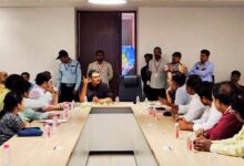 विश्वभूषण मिश्र का तबादला, काशी विश्वनाथ मंदिर के नए CEO की तलाश तेज