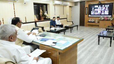 स्वास्थ्य विभाग की ऑनलाइन बैठक में डिप्टी सीएम ब्रजेश पाठक ने चिकित्साधिकारियों को दिए निर्देश