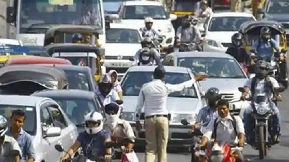 लखनऊ में ट्रैफिक व्यवस्था बदली, पॉलीटेक्निक चौराहे पर बने दो नए यू-टर्न
