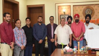 छत्तीसगढ़ ट्रेवल एंड टूरिज्म एसोसिएशन के प्रतिनिधिमंडल ने पर्यटन मंत्री राजेश अग्रवाल से की सौजन्य भेंट, विश्व पर्यटन दिवस समारोह के लिए किया आमंत्रित