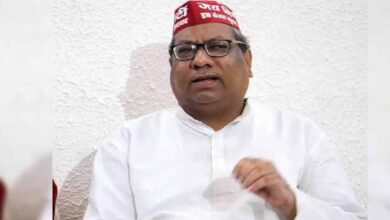 सपा पर हमलावर हुए संजय निषाद, बोले- कांग्रेस की बैसाखी भी नहीं जुटा पा रही पार्टी, निषाद समाज भूला नहीं कसरवल कांड