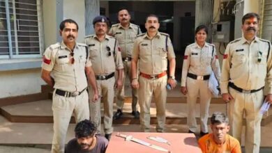 घातक तलवार और चाकू लेकर घूम रहे दो आरोपी कुठला पुलिस के हत्थे चढ़े, आर्म्स एक्ट के तहत हुई कार्रवाई, न्यायालय ने दोनों को भेजा जेल