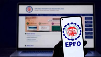 EPFO का नया नियम आज से लागू, ₹25 हजार सैलरी पर कितनी मिलेगी पेंशन? समझें पूरा गणित EPFO का नया नियम आज से लागू, ₹25 हजार सैलरी पर कितनी मिलेगी पेंशन? समझें पूरा गणित
