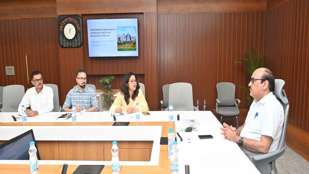 वसुंधरा परियोजना-राजस्व अभिलेखों का होगा डिजिटलीकरण वसुंधरा परियोजना-राजस्व अभिलेखों का होगा डिजिटलीकरण