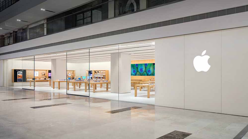 iPhone 18 की बिक्री के बीच गाजियाबाद Apple Store का बदला नजारा, सुबह से नहीं दिखी भीड़ iPhone 18 की बिक्री के बीच गाजियाबाद Apple Store का बदला नजारा, सुबह से नहीं दिखी भीड़