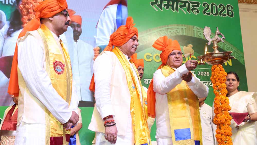 ज्ञान, प्रतिभा और संकल्प से युवा विकसित भारत के निर्माण में दें योगदान : राज्यपाल पटेल