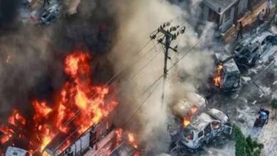 बांग्लादेश में 7 धमाकों से दहशत, 200 जगहों पर देसी बम मिलने से मचा हड़कंप बांग्लादेश में 7 धमाकों से दहशत, 200 जगहों पर देसी बम मिलने से मचा हड़कंप