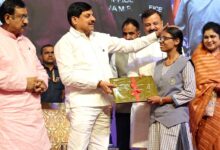 1.21 लाख विद्यार्थियों के खातों में राशि ट्रांसफर, CM ने कहा- सफलता को सिर पर न चढ़ने दें