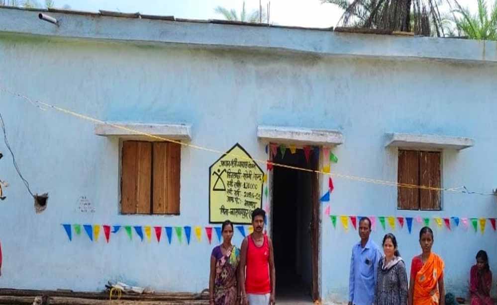 लोग पहले कहते थे बेचारी,अब देती है,लोगो को काम लोग पहले कहते थे बेचारी,अब देती है,लोगो को काम