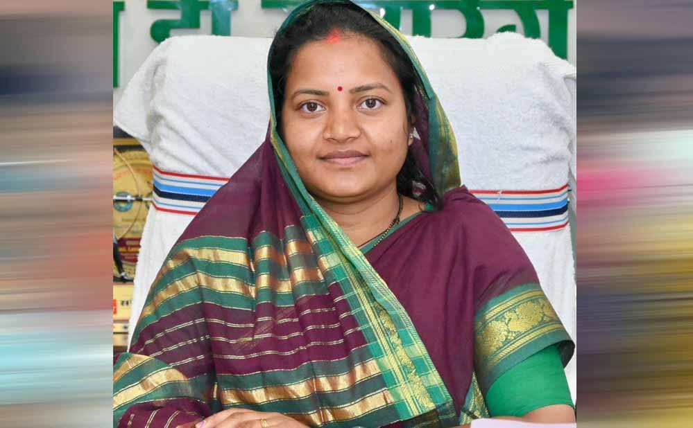 मंत्री लक्ष्मी राजवाड़े की पहल से भटगांव विधानसभा के 7 धान उपार्जन केंद्र होंगे सुविधा-संपन्न मंत्री लक्ष्मी राजवाड़े की पहल से भटगांव विधानसभा के 7 धान उपार्जन केंद्र होंगे सुविधा-संपन्न