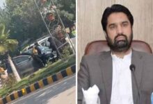 पाकिस्तान में दिनदहाड़े मंत्री का कथित अपहरण, AK-47 से लैस नकाबपोशों ने रोकी गाड़ी