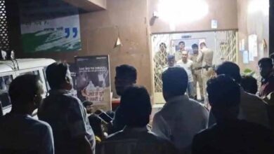 भोपाल में थाने के अंदर वकील से मारपीट पर एक्शन: टीआई समेत दो आरक्षक निलंबित, आधी रात जमकर हुआ था हंगामा