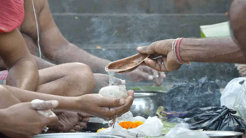 60 साल बाद श्राद्ध पक्ष में खास ग्रह संयोग, 16 दिन पितरों की पूजा का मौका