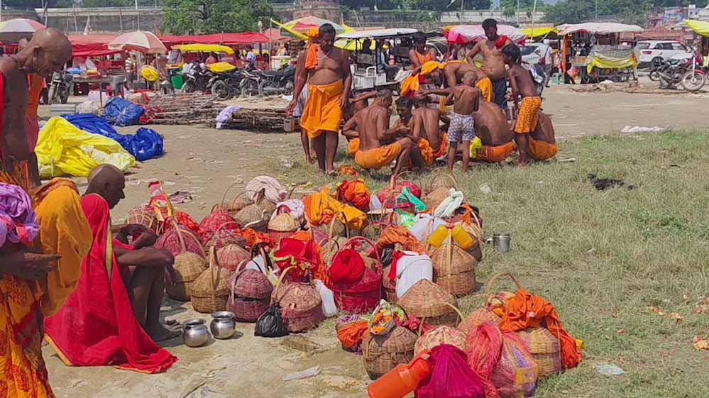 प्रयागराज संगम पर अमेरिका से होगा ऑनलाइन पिंडदान, पितृ पक्ष की तैयारियां तेज प्रयागराज संगम पर अमेरिका से होगा ऑनलाइन पिंडदान, पितृ पक्ष की तैयारियां तेज