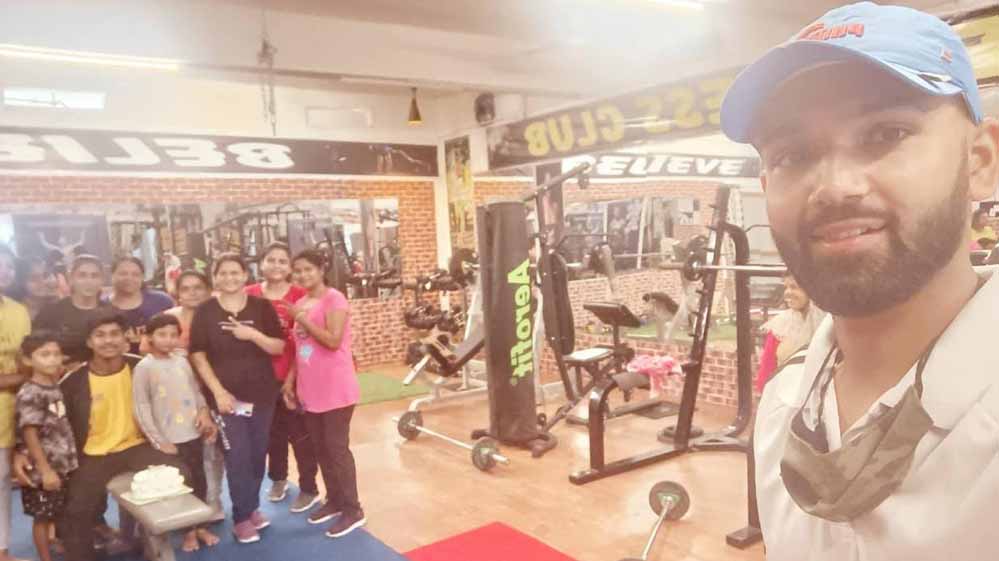 खेल के मैदान से स्वरोजगार की ओर—पुष्पेन्द्र के ‘एक्सट्रीम फिटनेस हब’ से 600 युवाओं को मिल रही सेहत की नई दिशा खेल के मैदान से स्वरोजगार की ओर—पुष्पेन्द्र के ‘एक्सट्रीम फिटनेस हब’ से 600 युवाओं को मिल रही सेहत की नई दिशा