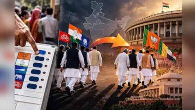 2022-26 में 111 सांसद-विधायकों ने बदली पार्टी, 26 लोकसभा सांसद शामिल 2022-26 में 111 सांसद-विधायकों ने बदली पार्टी, 26 लोकसभा सांसद शामिल