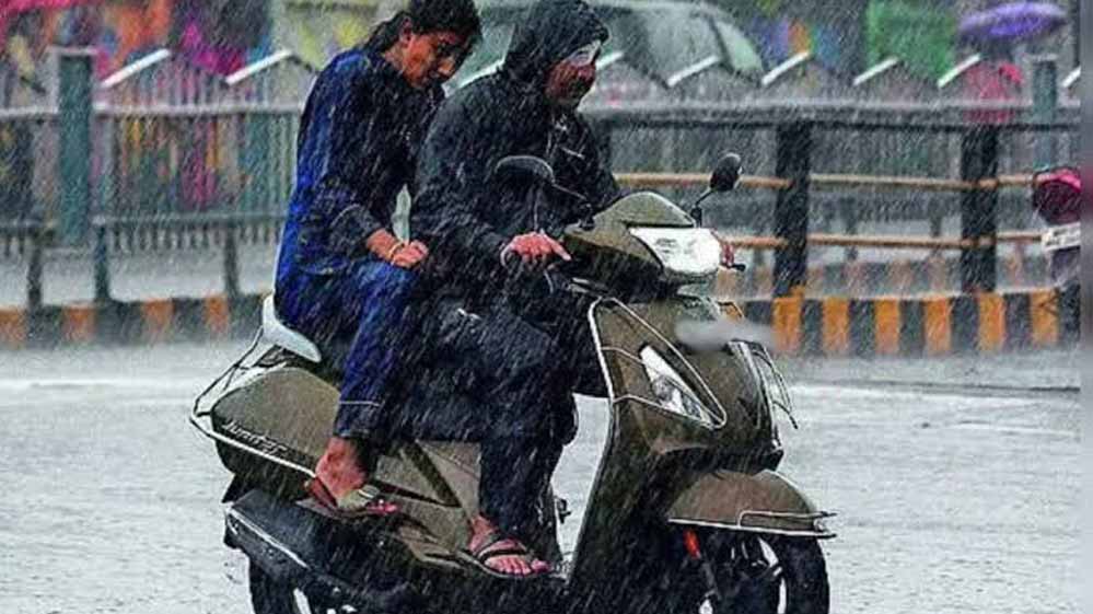 MP के 13 जिलों में अति भारी बारिश का अलर्ट, 16 में तेज बारिश MP के 13 जिलों में अति भारी बारिश का अलर्ट, 16 में तेज बारिश