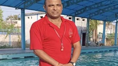 बैतूल के दिव्यांग तैराक रामबरन पाल ने पार किया इंग्लिश चैनल