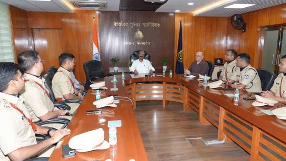 अमित शाह के भोपाल दौरे से पहले हाईलेवल बैठक, DGP ने परखी तैयारियां अमित शाह के भोपाल दौरे से पहले हाईलेवल बैठक, DGP ने परखी तैयारियां