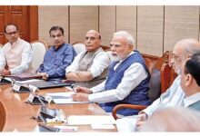 Modi Cabinet Reshuffle: मोदी कैबिनेट में बड़े फेरबदल की चर्चा तेज, वैष्णव का प्रमोशन और गडकरी के विभाग में बदलाव की अटकलें