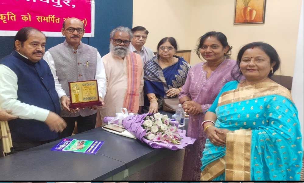 कृत्रिम बुद्धिमत्ता मानव मस्तिष्क और संवेदना का विकल्प नहीं : विशेषज्ञ कृत्रिम बुद्धिमत्ता मानव मस्तिष्क और संवेदना का विकल्प नहीं : विशेषज्ञ