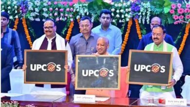 आउटसोर्स कर्मियों को बड़ी सौगात, नियोक्ता नहीं कर पाएंगे शोषण और अन्याय आउटसोर्स कर्मियों को बड़ी सौगात, नियोक्ता नहीं कर पाएंगे शोषण और अन्याय