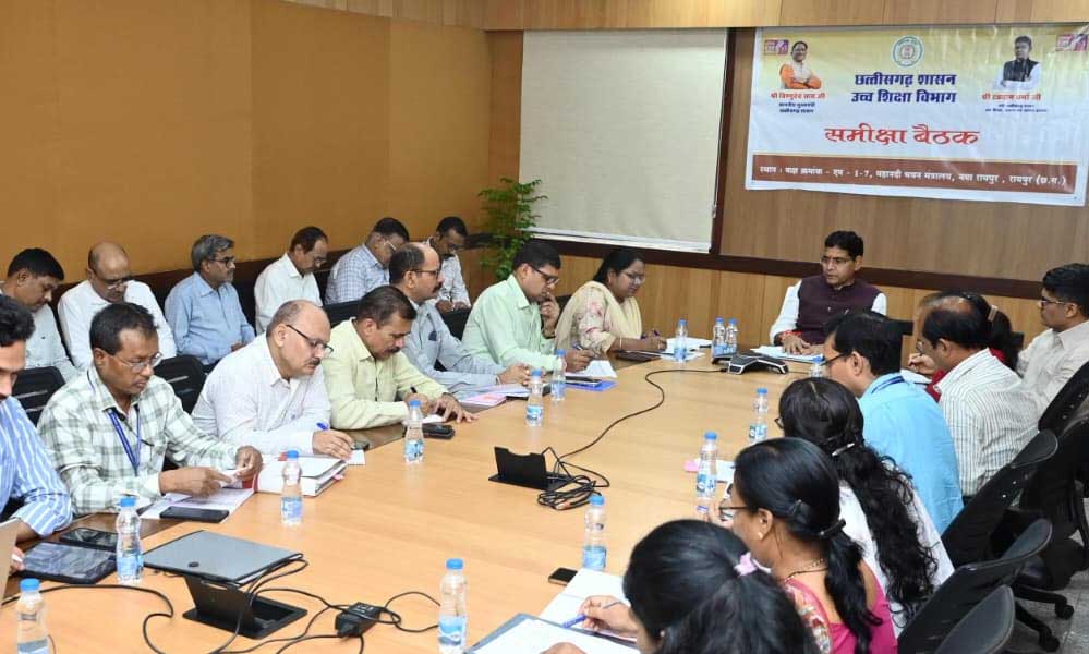 700 सहायक प्राध्यापकों की भर्ती और पदोन्नति प्रक्रिया में अनावश्यक विलंब न करें – उच्च शिक्षा मंत्री टंक राम वर्मा
