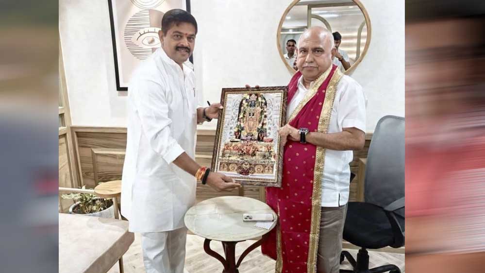भाजपा नेता चेतन भार्गव ने प्रदेश अध्यक्ष हेमंत खंडेलवाल को दी जन्मदिवस की शुभकामनाएं भाजपा नेता चेतन भार्गव ने प्रदेश अध्यक्ष हेमंत खंडेलवाल को दी जन्मदिवस की शुभकामनाएं