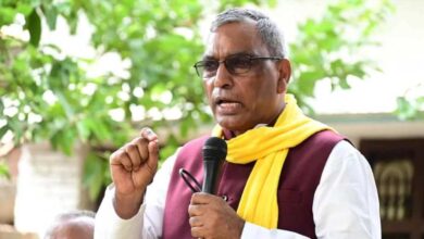 ‘लाल वाले खुद तिलचट्टों से मदद मांग रहे हैं’… ओपी राजभर का अखिलेश पर तीखा तंज