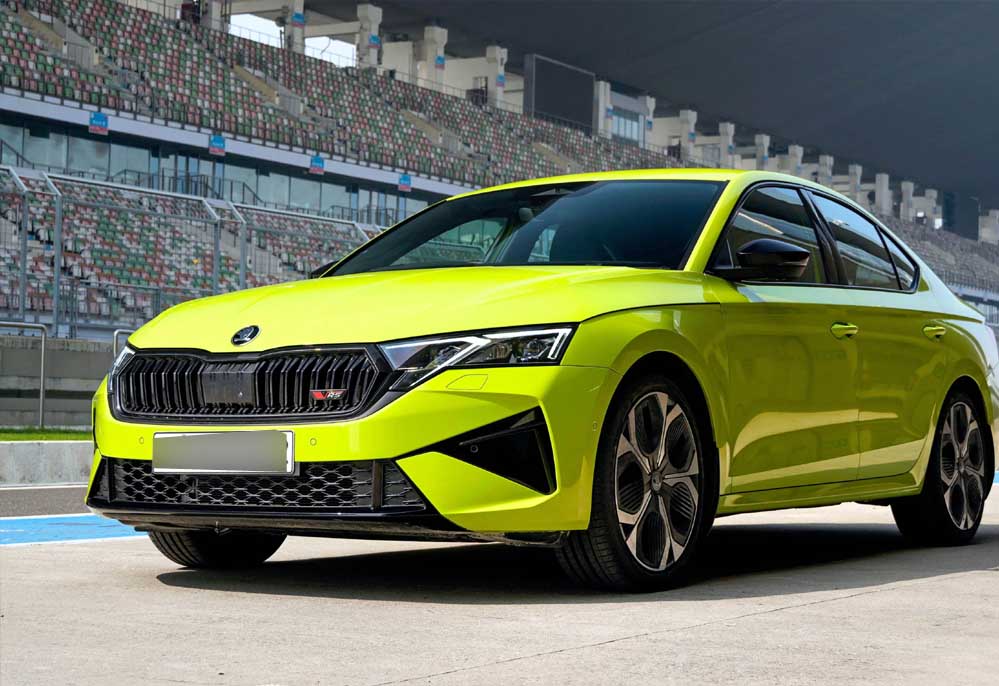 Skoda Octavia RS की भारत में दमदार वापसी, लॉन्च से पहले ही बिक गई थीं सभी कारें Skoda Octavia RS की भारत में दमदार वापसी, लॉन्च से पहले ही बिक गई थीं सभी कारें