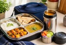 टिफिन में खाना घंटों रहेगा गर्म, अपनाएं ये 8 आसान घरेलू तरीके