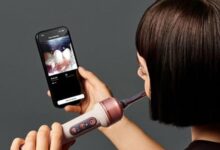 Dyson ने लॉन्च किया AI वाला CameraJet टूथब्रश, कैमरा देखकर खुद साफ करेगा दांतों के गैप