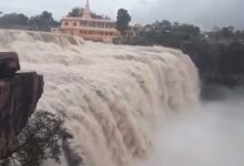 MP के 15 जिलों में भारी बारिश का अलर्ट, उज्जैन में पुराना महाकाल द्वार गिरा; शिवपुरी में मिला युवक का शव