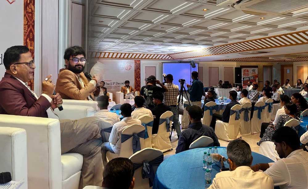 ‘यूपी डायलॉग’ में जुटे 100 से ज्यादा युवा, उत्तर प्रदेश के एक दशक के बदलाव पर हुई चर्चा ‘यूपी डायलॉग’ में जुटे 100 से ज्यादा युवा, उत्तर प्रदेश के एक दशक के बदलाव पर हुई चर्चा