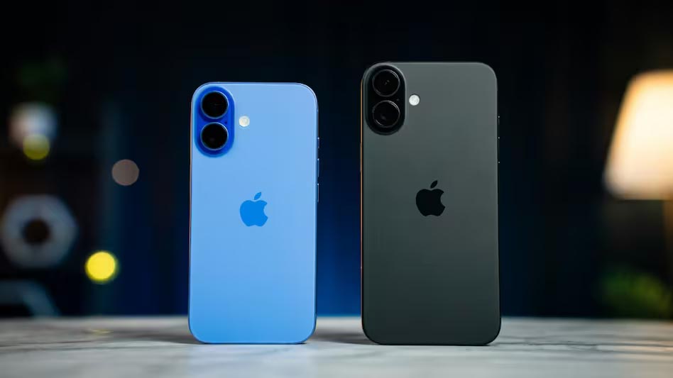 iPhone 18 आते ही बदला बाजार, iPhone 17 की कीमत में ₹17 हजार का उछाल