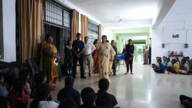 स्वच्छ माहौल और अनुशासित जीवन, बच्चियों की दिनचर्या ने खींचा ध्यान