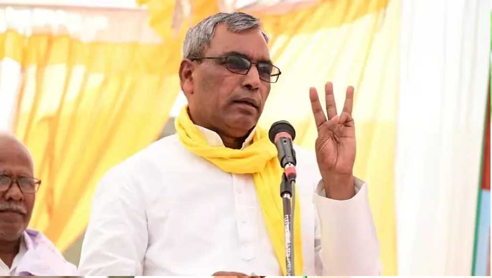 ‘सत्ता में तो कब्रिस्तान दिख रहा था, आज सम्राट अशोक की बात कर रहे हो’- अखिलेश पर बरसे ओपी राजभर ‘सत्ता में तो कब्रिस्तान दिख रहा था, आज सम्राट अशोक की बात कर रहे हो’- अखिलेश पर बरसे ओपी राजभर